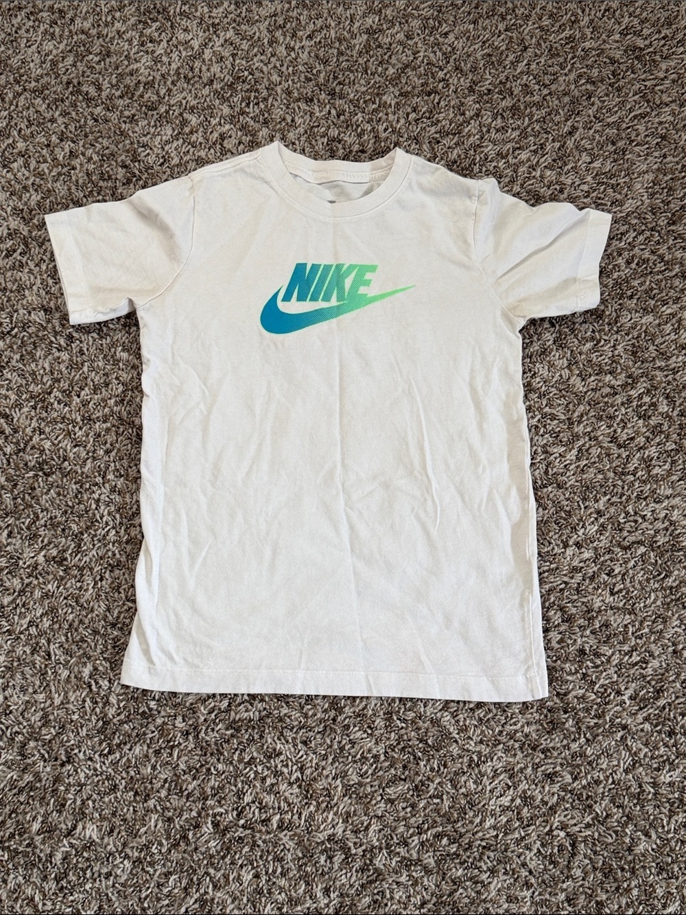 Nike Sportswear Swoosh Logo Boys White Short Sleeve T-shirt